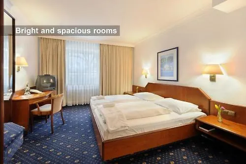 Ambassador Parkhotel München